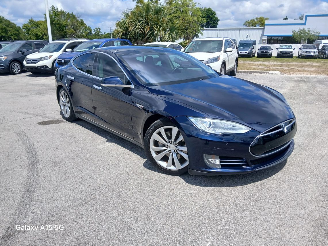 2014 Tesla Model S Sedan 4D