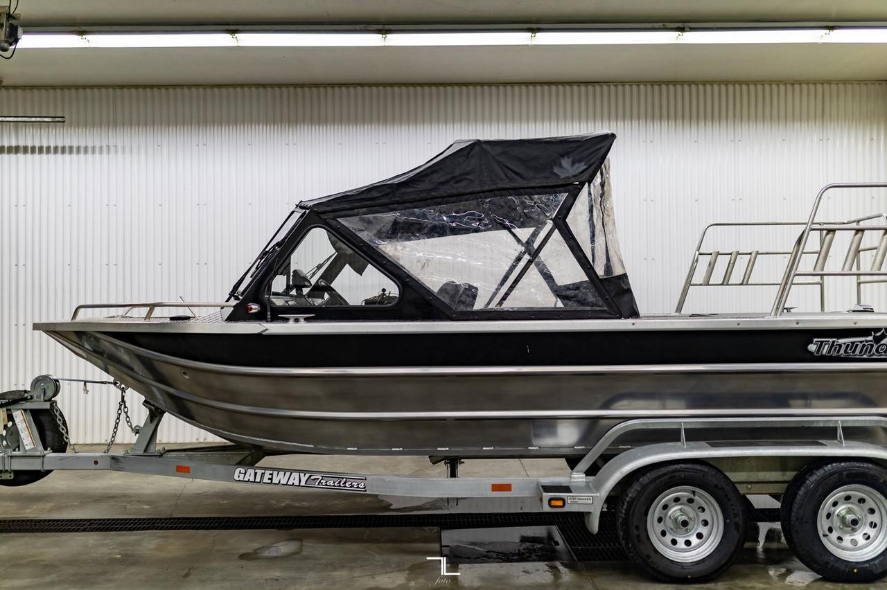 2014 Thunder Jet Envoy River Boat with 19 ft. Trailer Red Deer AB