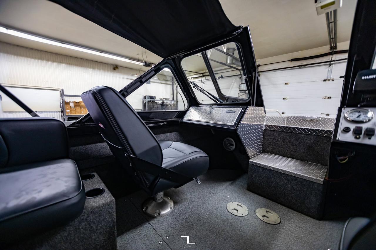 2014 Thunder Jet Envoy River Boat with 19 ft. Trailer Red Deer AB