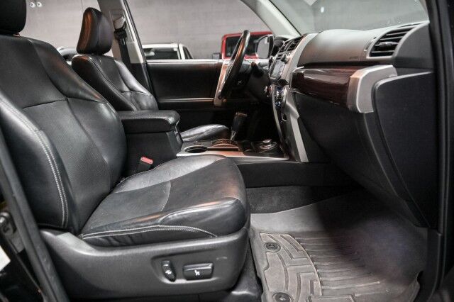 2014 Toyota 4Runner Limited 4WD 4dr SUV Chicago IL