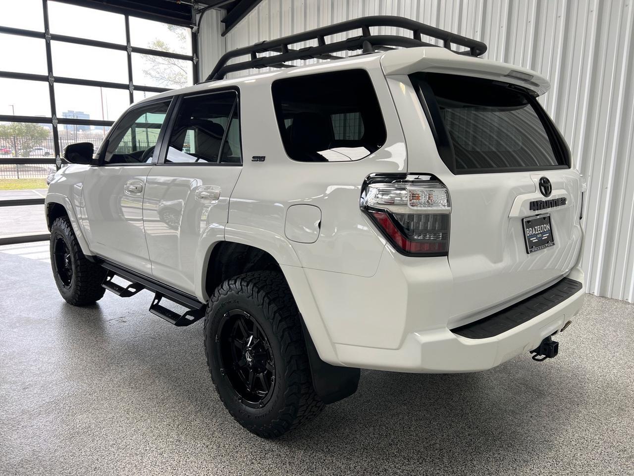 2014 Toyota 4Runner SR5 Premium, Sunroof, Lift, Fuel Wheels, n-Fab Steps, TRD Pro Houston TX