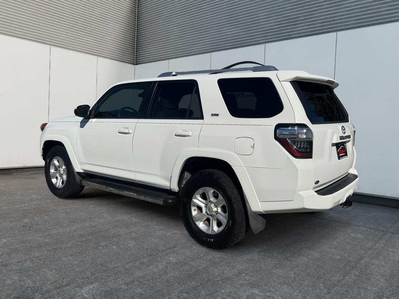 2014 Toyota 4Runner SR5, TOW PACKAGE, RUNNING BOARDS, NAVIGATION, BLUETOOTH, ROOF RACKS, CARFAX 1-OWNER VEHICLE, COME SEE WHY THIS SHOULD BE YOUR NEXT SUV!!! Norfolk VA