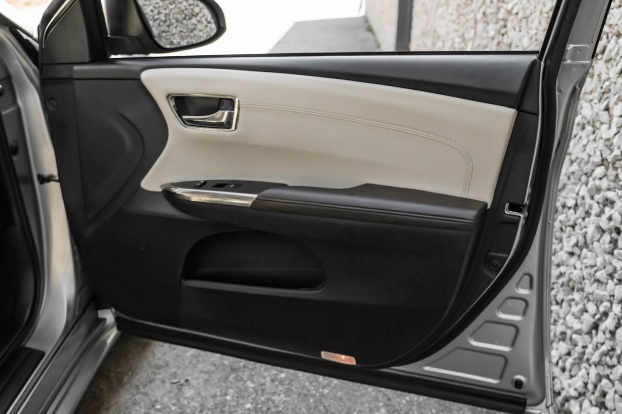 2014 Toyota Avalon Hybrid Limited Farmers Branch TX