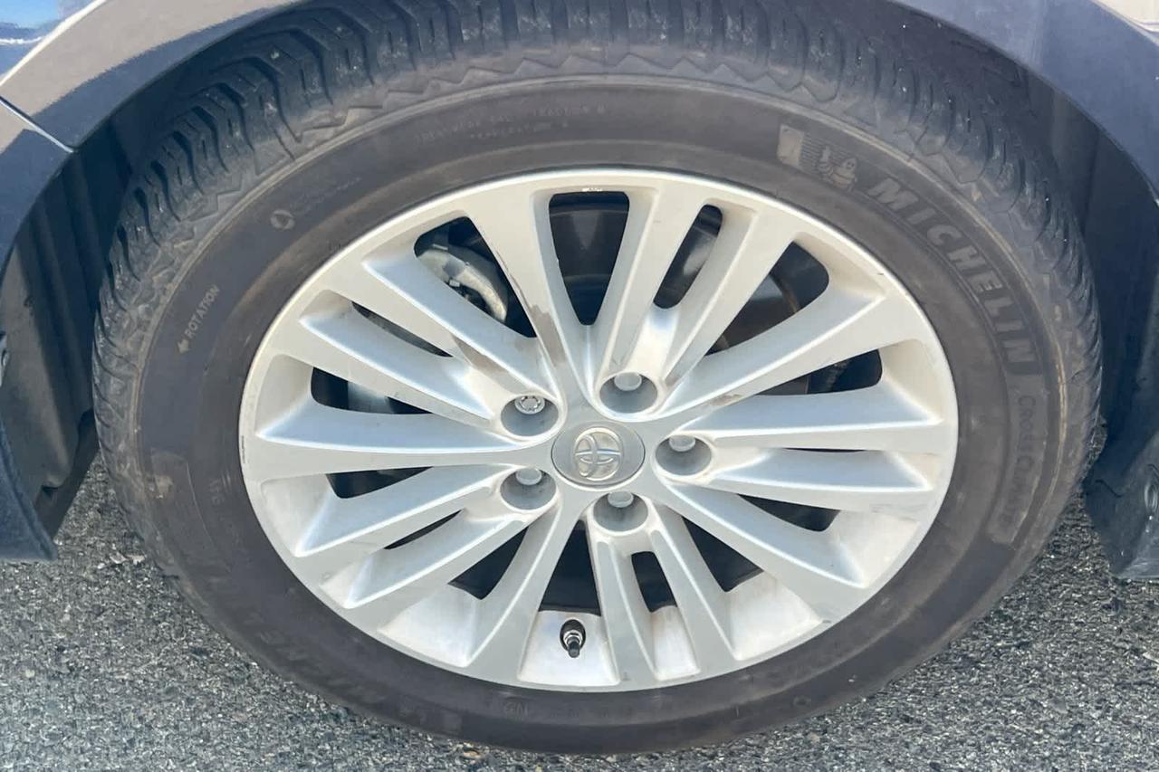 2014 Toyota Avalon Hybrid Limited Roseville CA