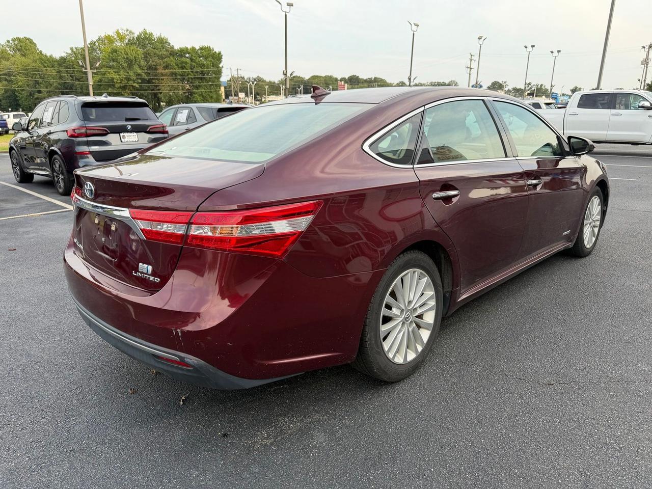 2014 Toyota Avalon Hybrid Limited Fredericksburg VA