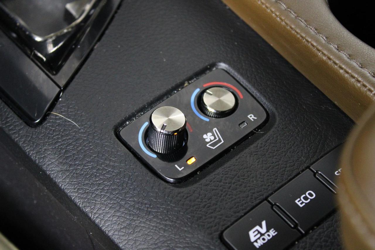 2014 Toyota Avalon Hybrid Limited Fredericksburg VA