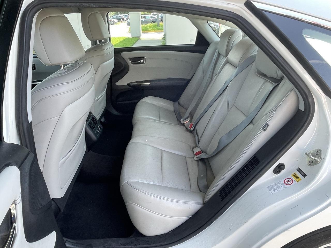 2014 Toyota Avalon Hybrid Limited Alexandria VA