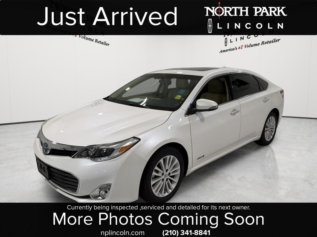 2014 Toyota Avalon Hybrid XLE Premium
