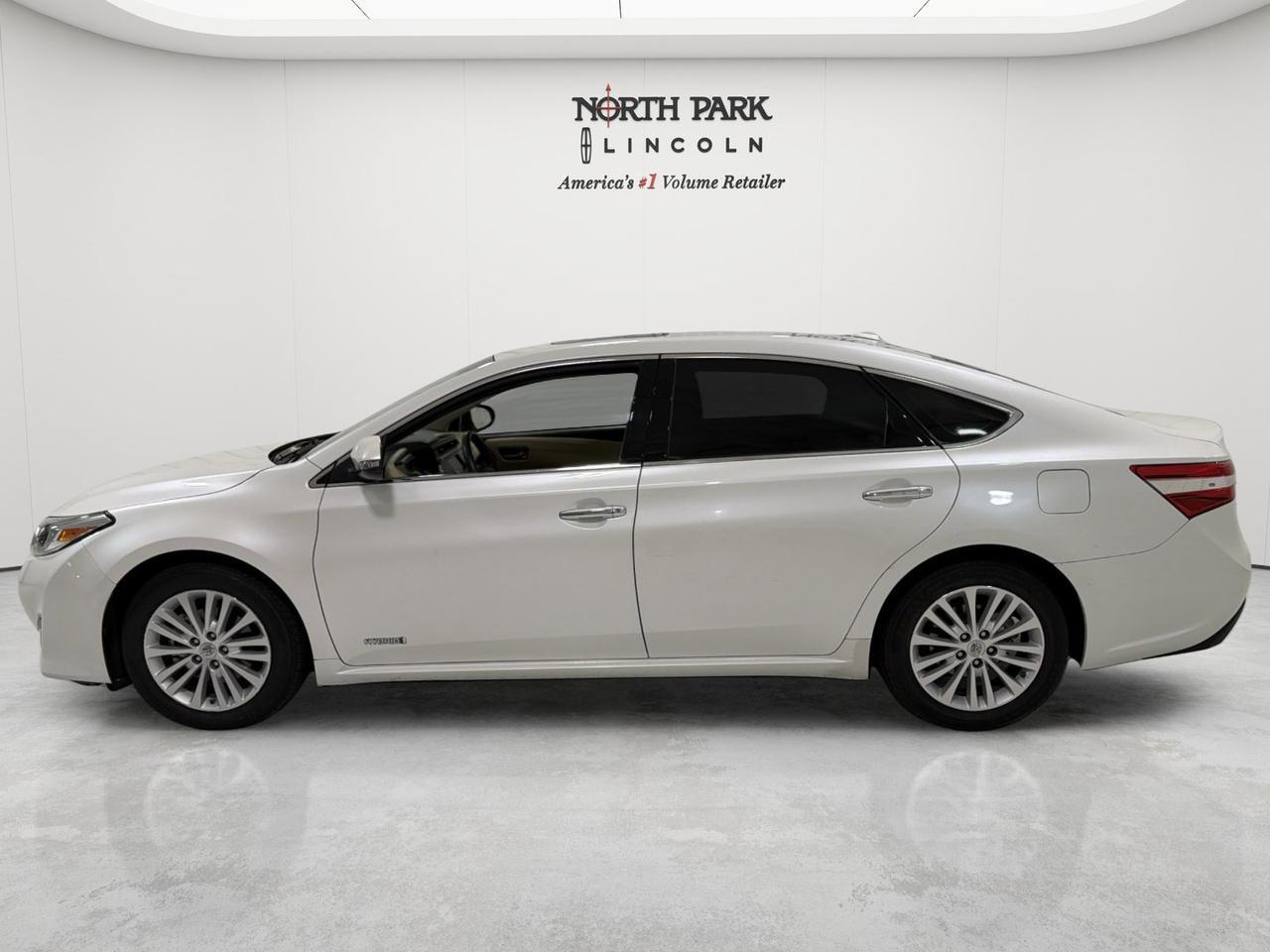 2014 Toyota Avalon Hybrid XLE Premium
