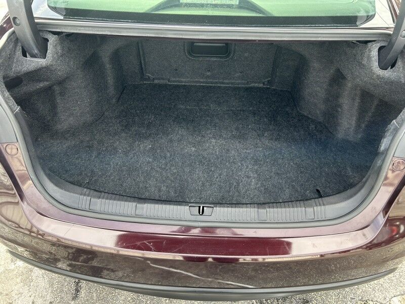 2014 Toyota Avalon Limited Whitinsville MA