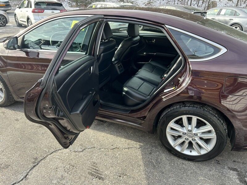 2014 Toyota Avalon Limited Whitinsville MA