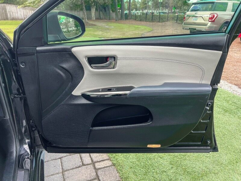 2014 Toyota Avalon Limited Wilmington NC