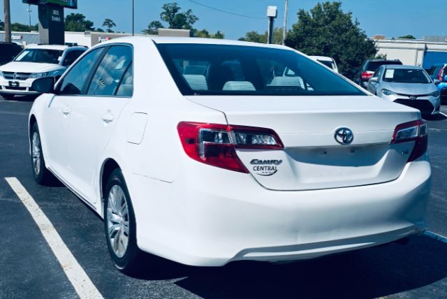 2014 Toyota Camry - SD/SAR LE