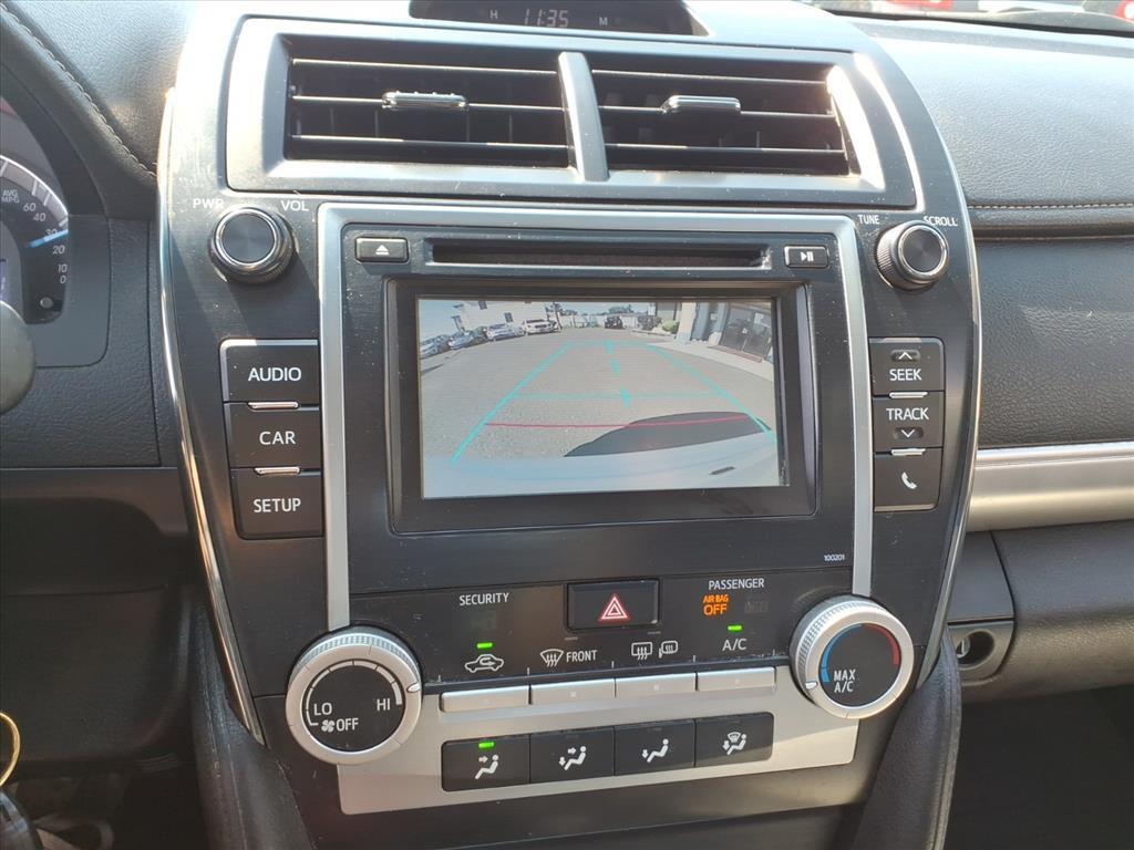 2014 Toyota Camry Levittown PA