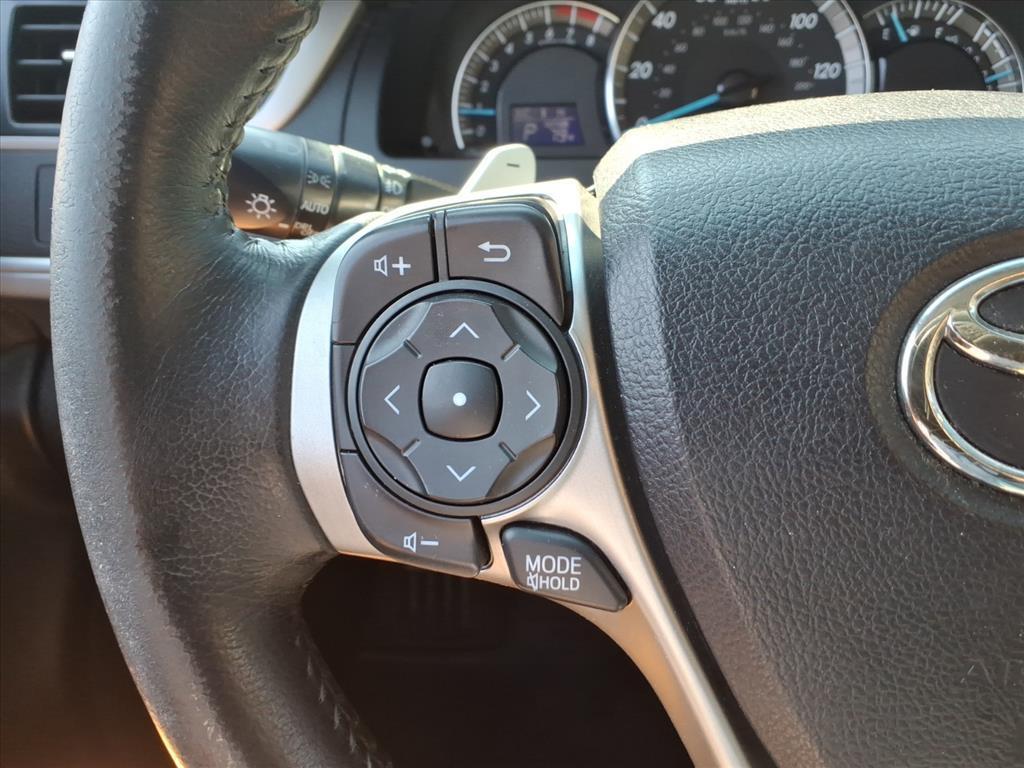 2014 Toyota Camry Levittown PA