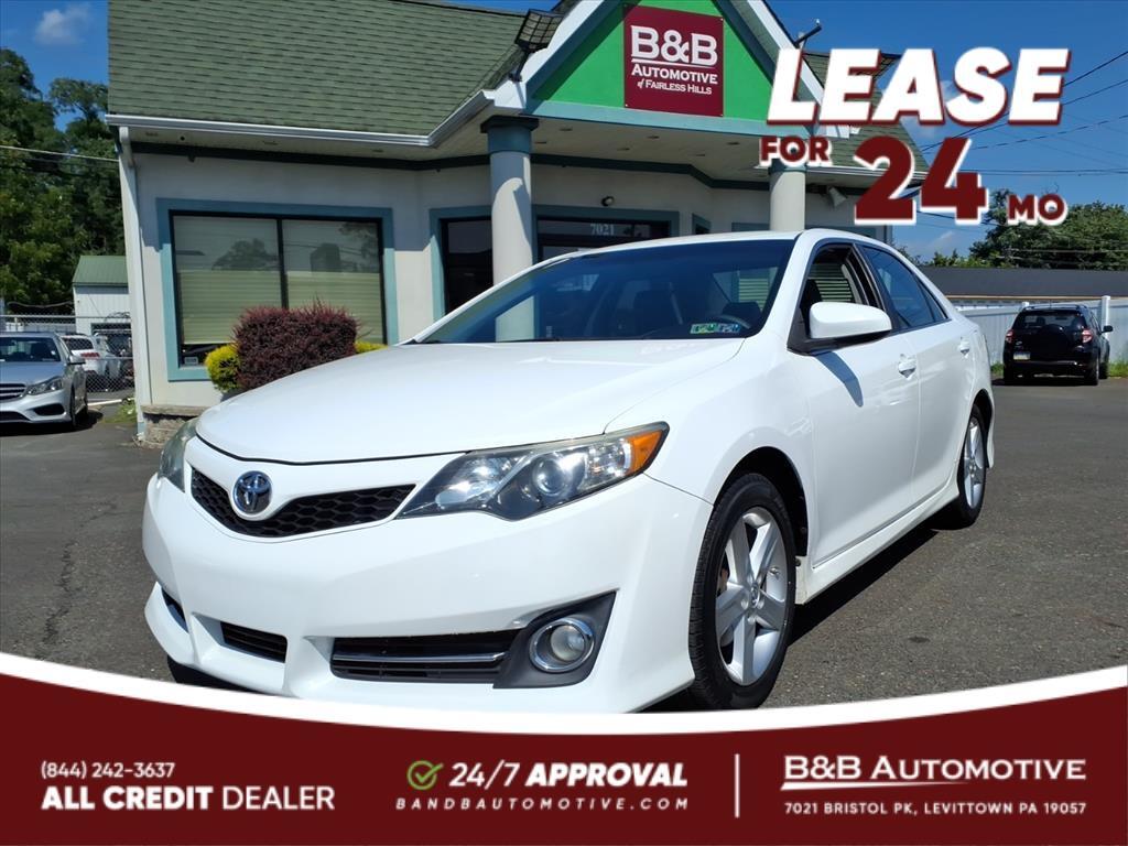2014 Toyota Camry Levittown PA