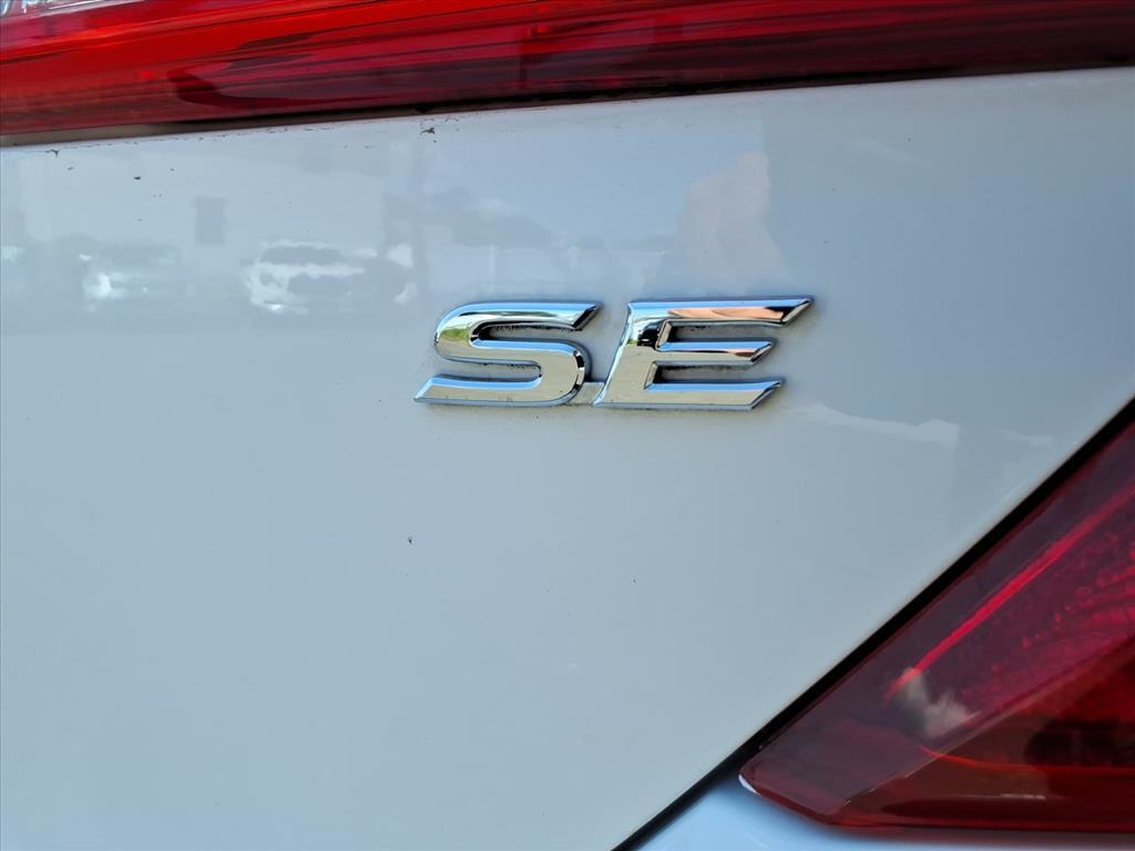 2014 Toyota Camry Levittown PA