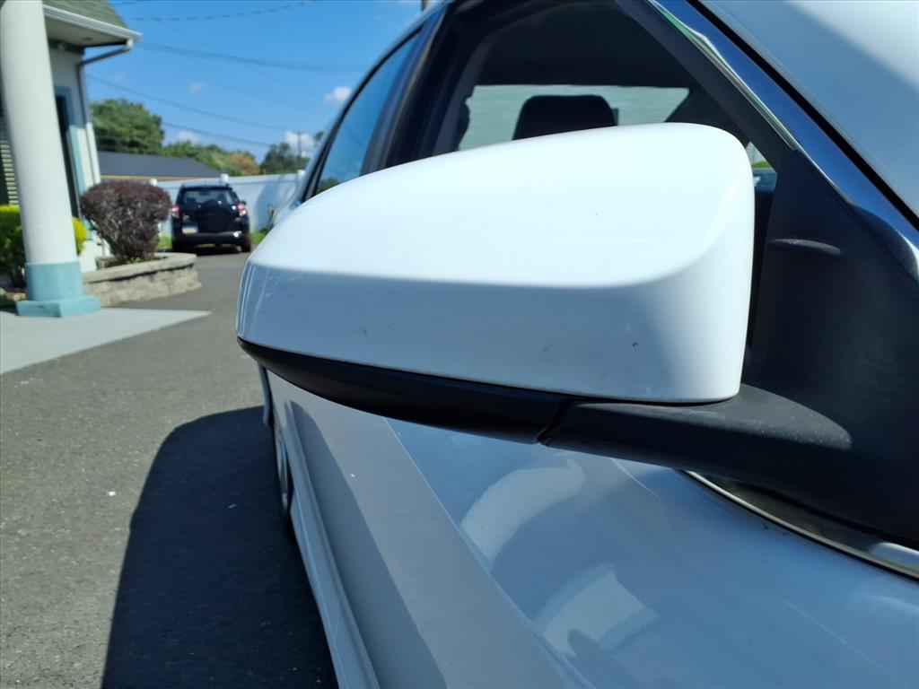 2014 Toyota Camry Levittown PA