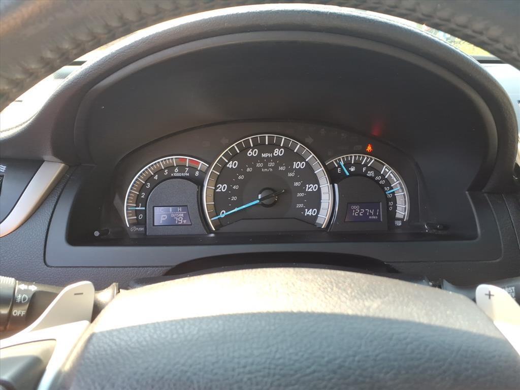 2014 Toyota Camry Levittown PA