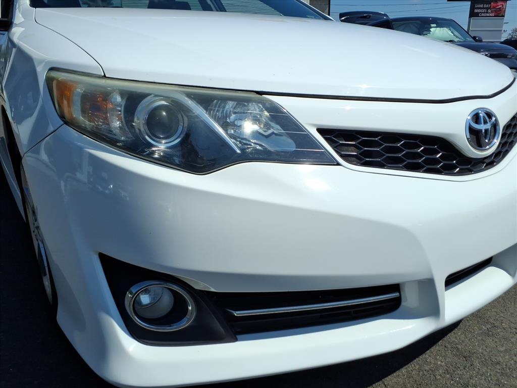 2014 Toyota Camry Levittown PA