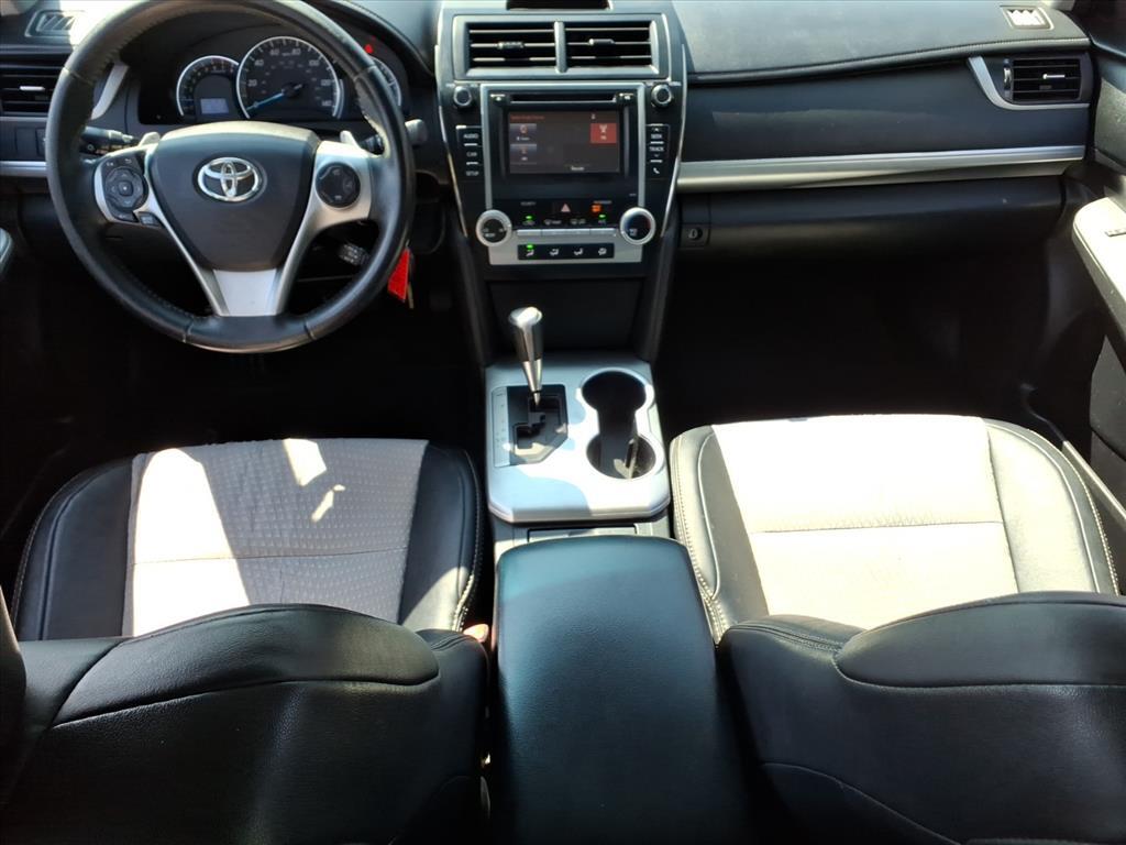 2014 Toyota Camry Levittown PA