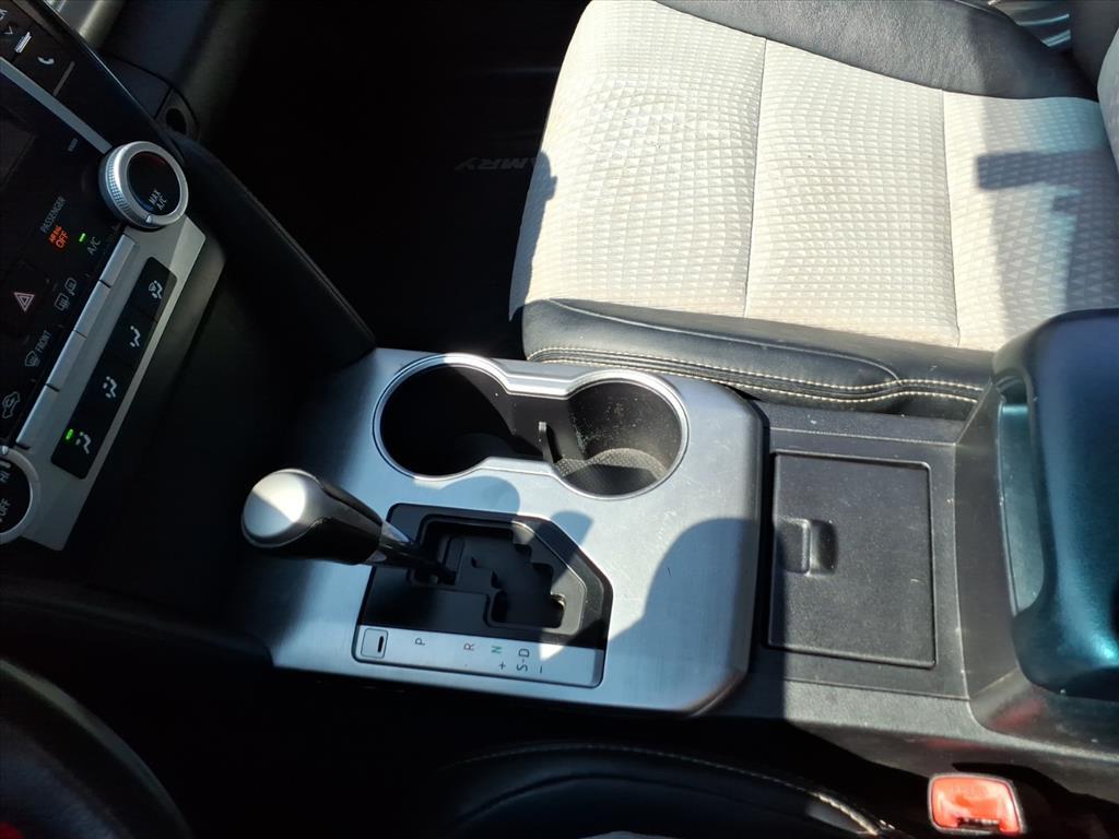 2014 Toyota Camry Levittown PA