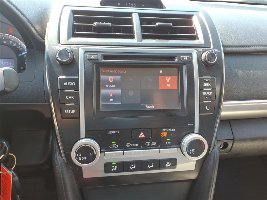 2014 Toyota Camry Levittown PA