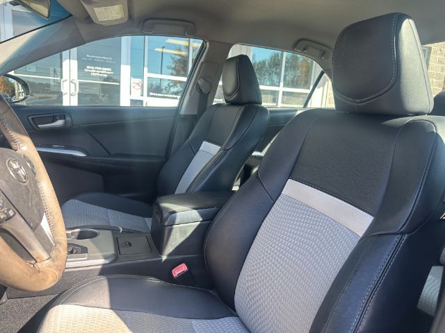 2014 Toyota Camry BASE/SE Columbia SC