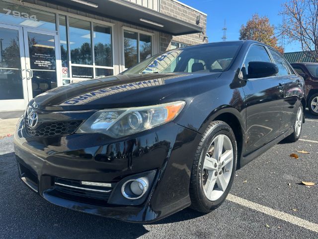 2014 Toyota Camry BASE/SE Columbia SC