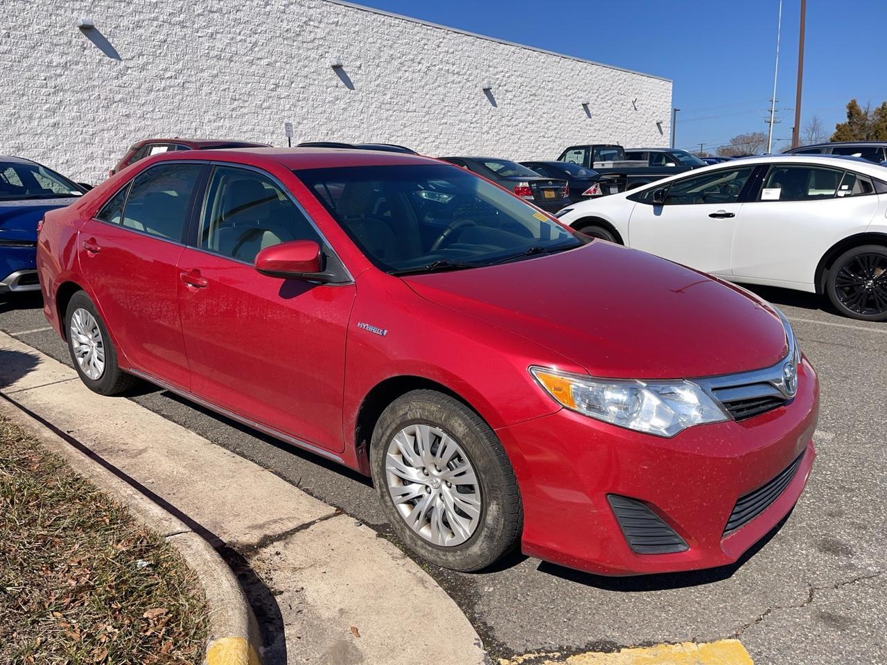 2014 Toyota Camry Hybrid LE 2014.5