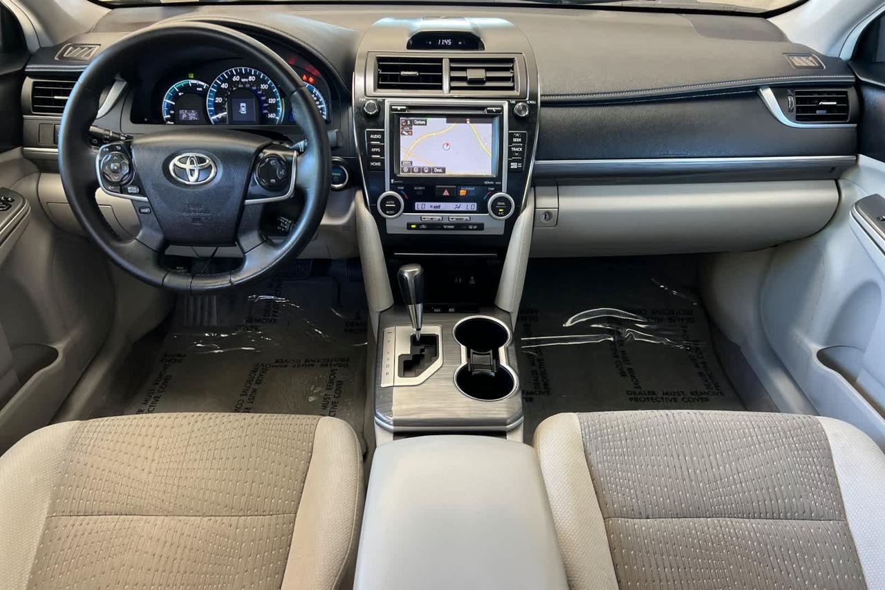 2014 Toyota Camry Hybrid XLE