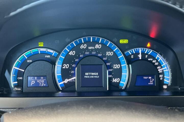 2014 Toyota Camry Hybrid XLE Roseville CA
