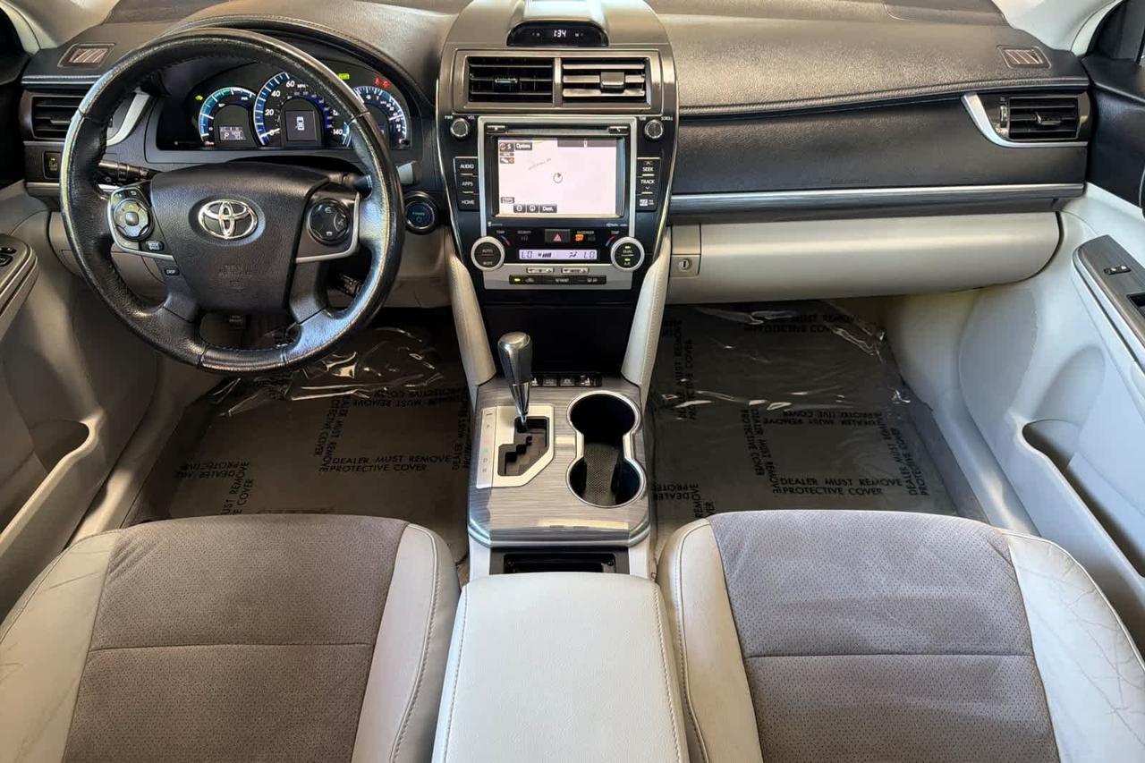 2014 Toyota Camry Hybrid XLE