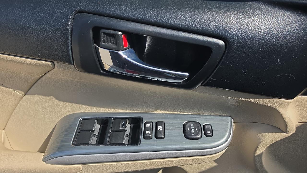 2014 Toyota Camry Hybrid XLE