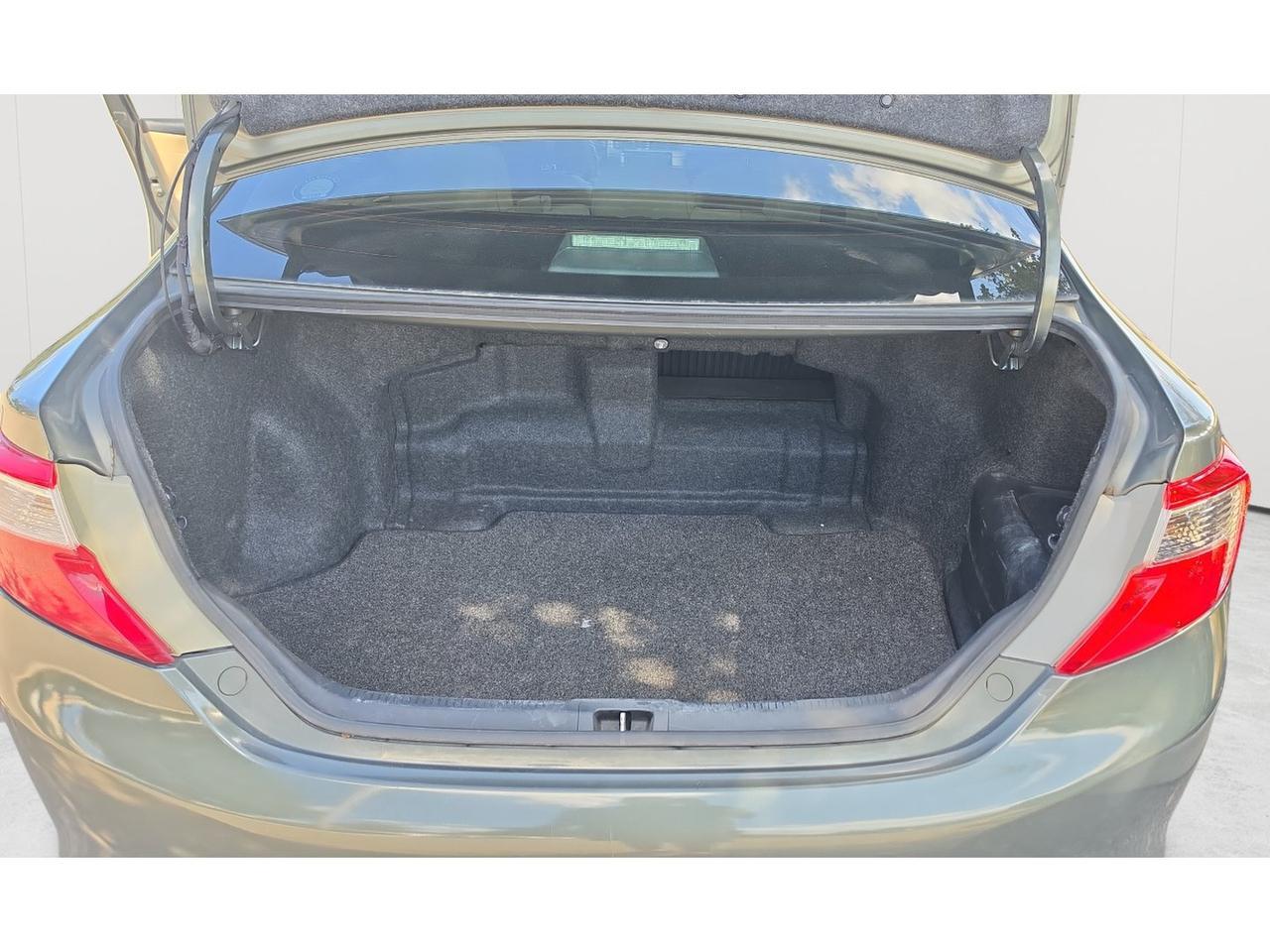 2014 Toyota Camry Hybrid XLE