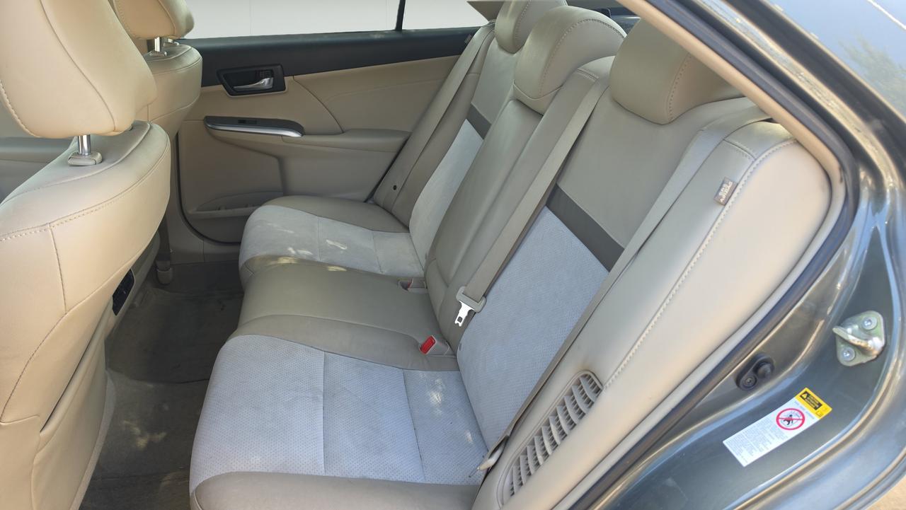 2014 Toyota Camry Hybrid XLE