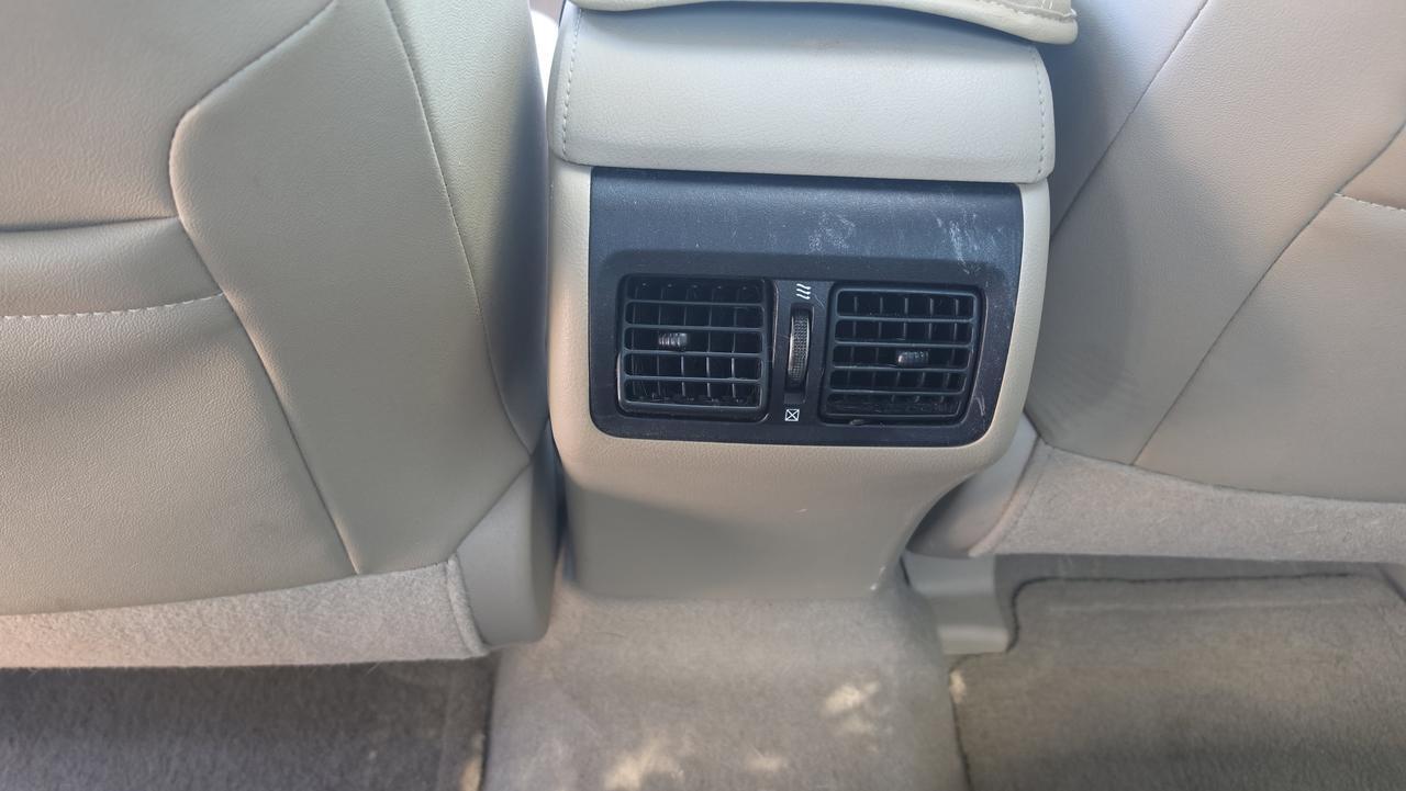 2014 Toyota Camry Hybrid XLE
