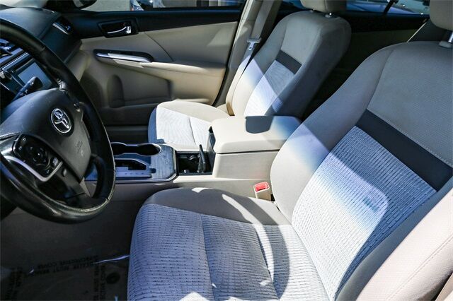 2014 Toyota Camry Hybrid XLE Tacoma WA