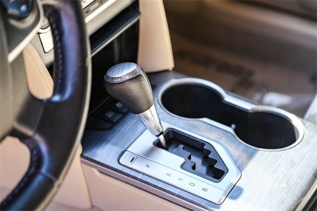 2014 Toyota Camry Hybrid XLE Tacoma WA