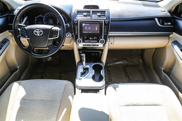 2014 Toyota Camry Hybrid XLE Tacoma WA