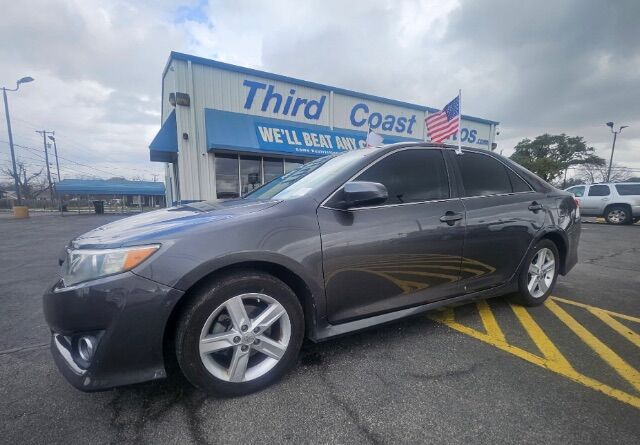 2014 Toyota Camry L | LE | XLE | SE | SE Sport