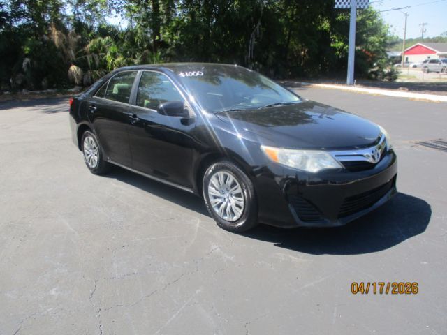 2014 Toyota Camry L | LE | XLE | SE | SE Sport