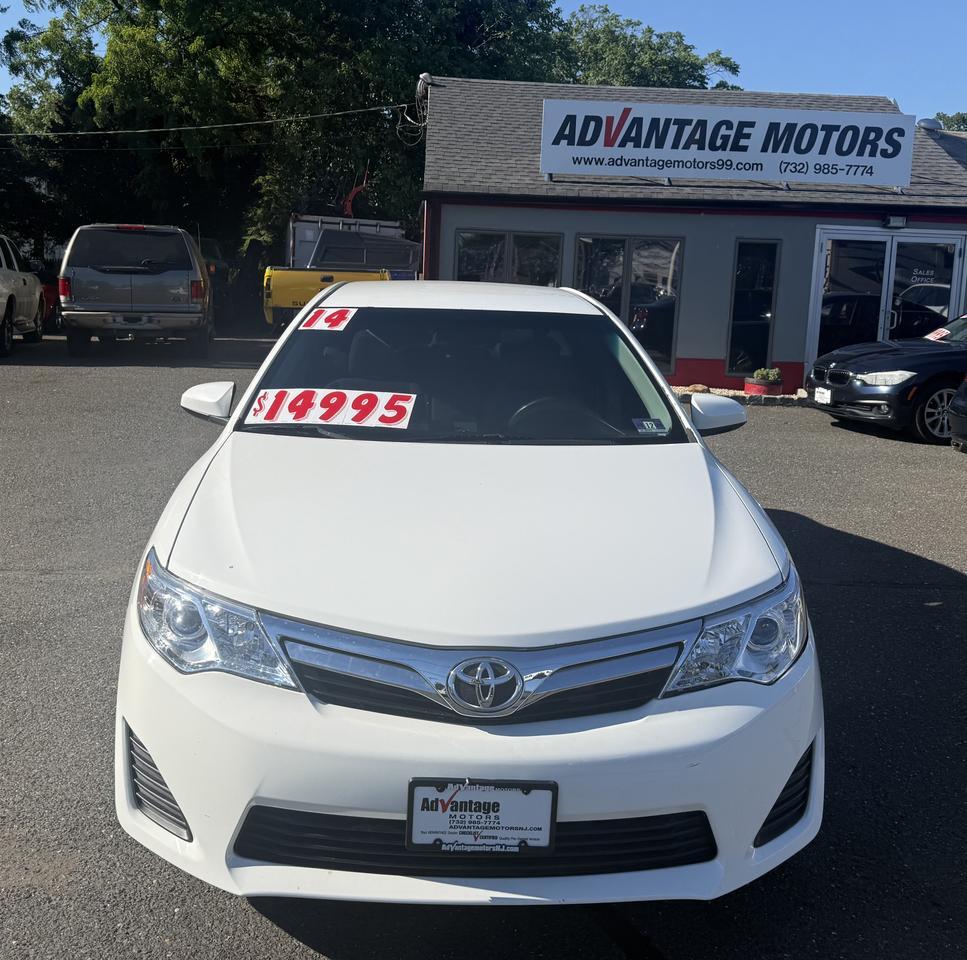 2014 Toyota Camry LE
