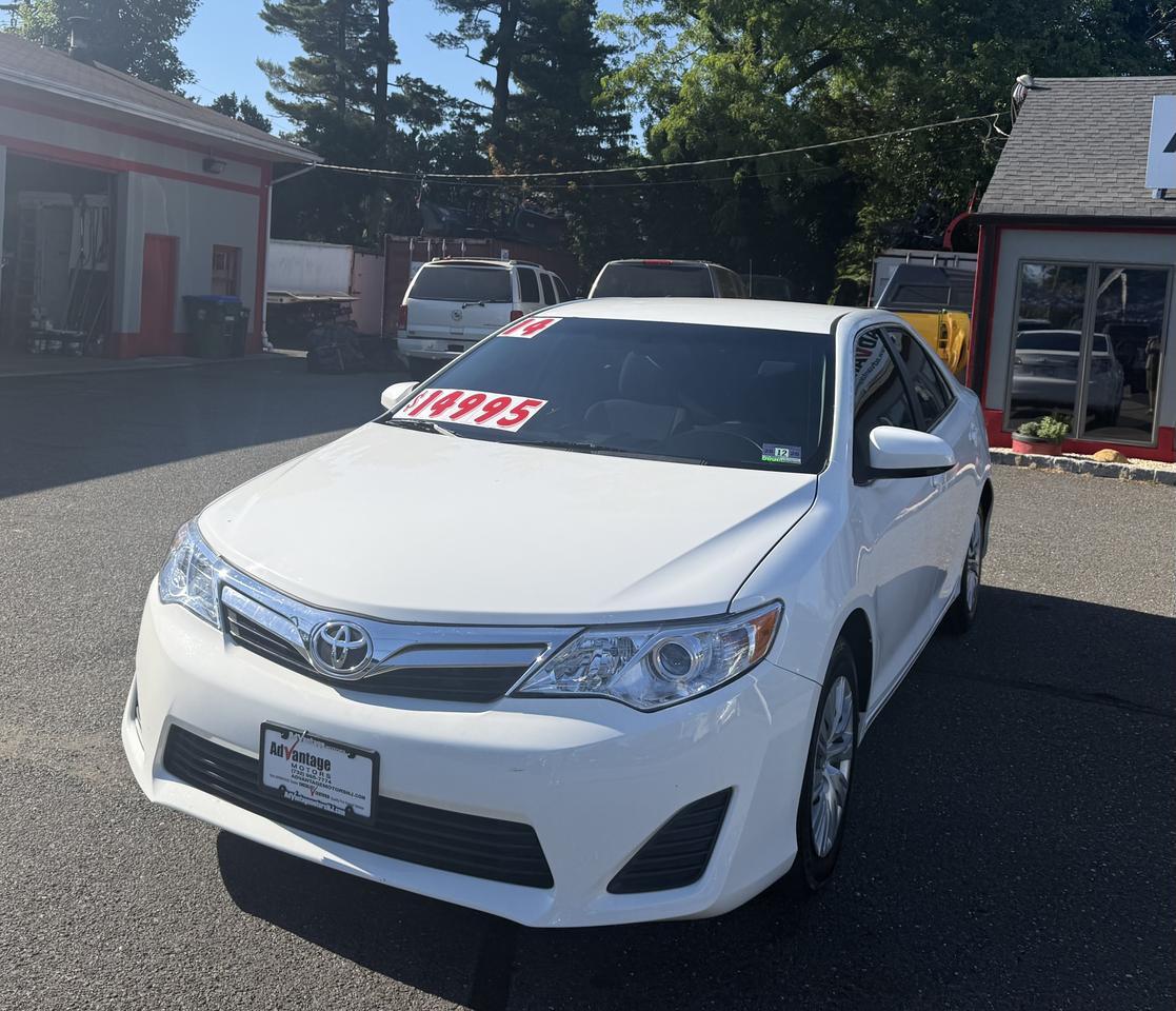 2014 Toyota Camry LE