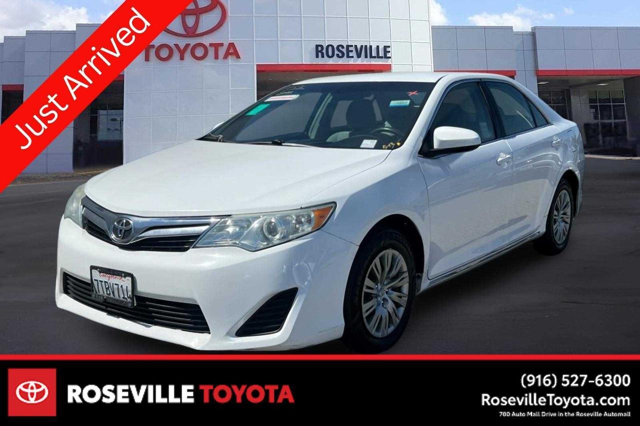 2014 Toyota Camry LE
