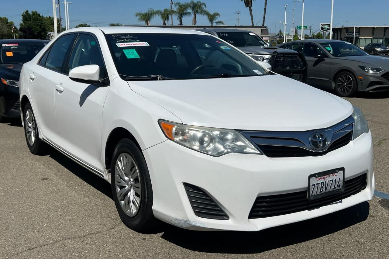2014 Toyota Camry LE