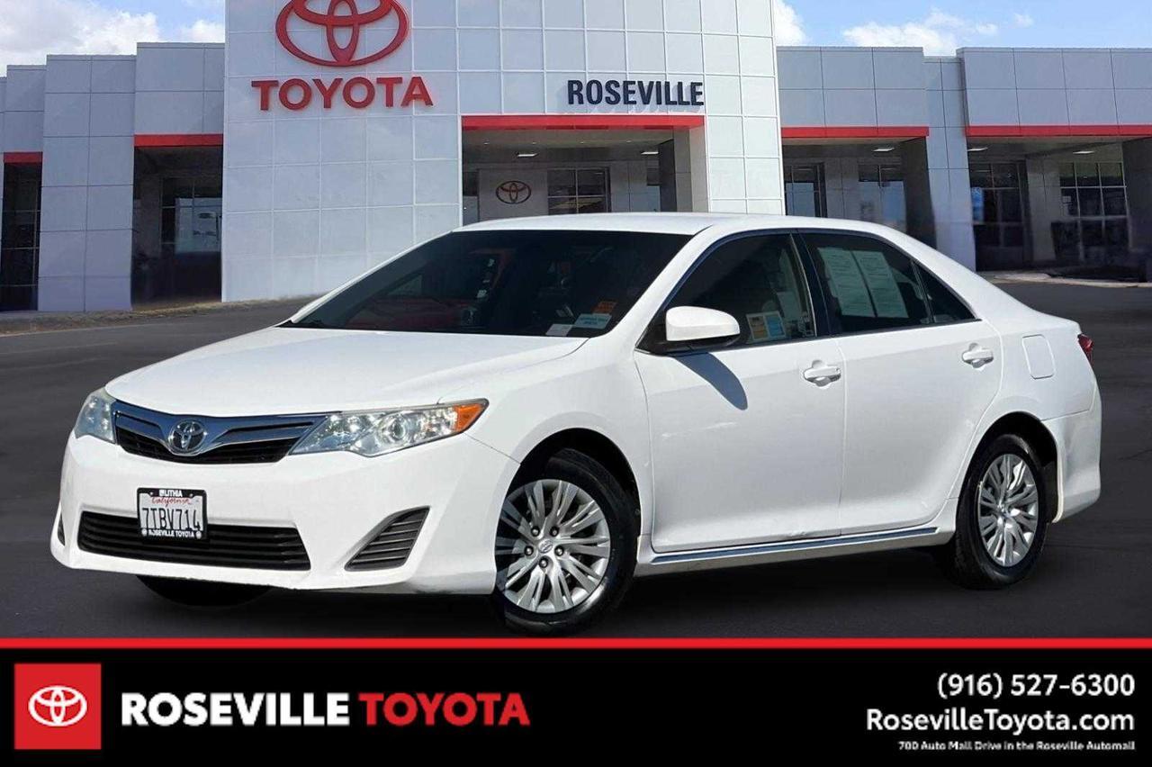 2014 Toyota Camry LE