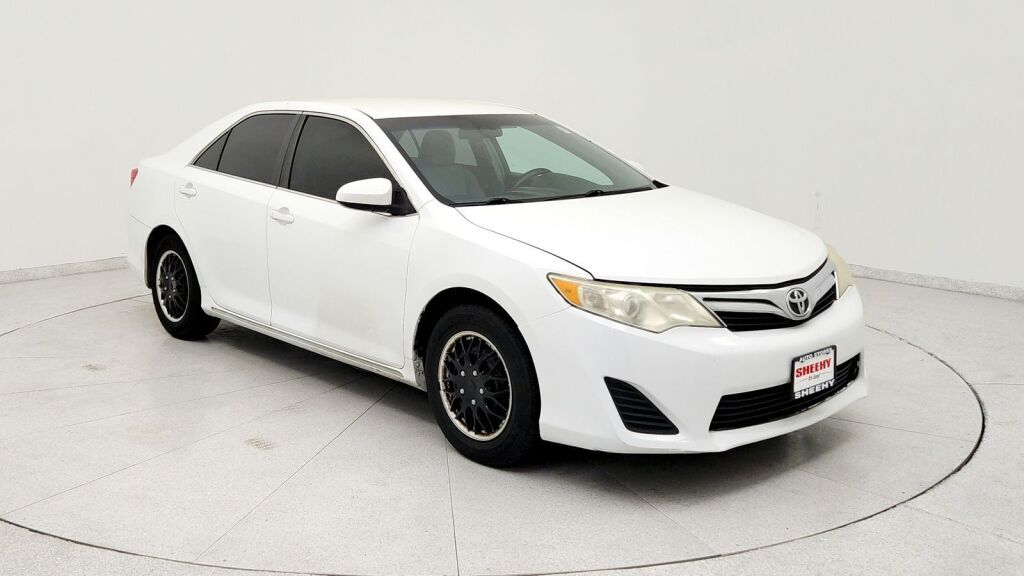 2014 Toyota Camry LE