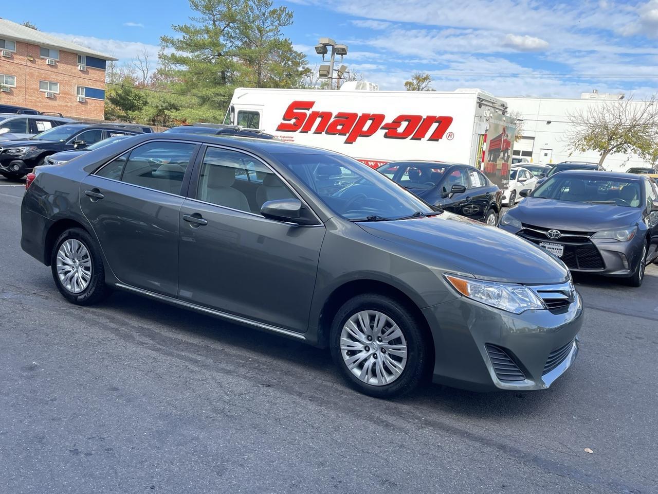 2014 Toyota Camry LE