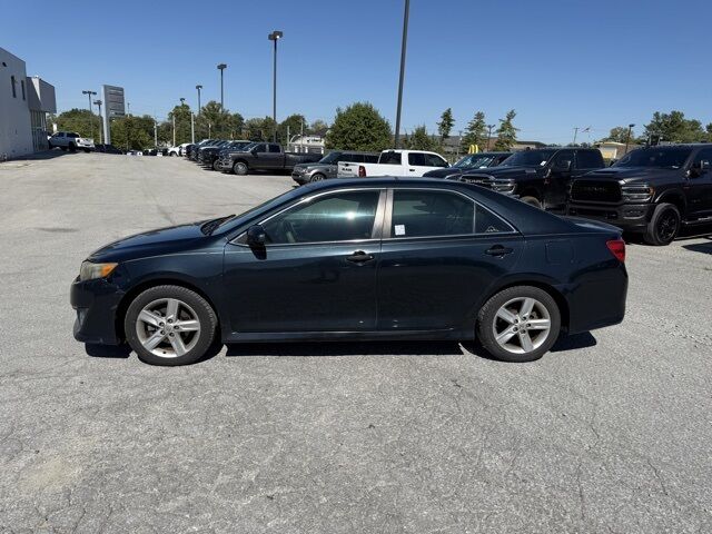 2014 Toyota Camry SE Crestwood KY